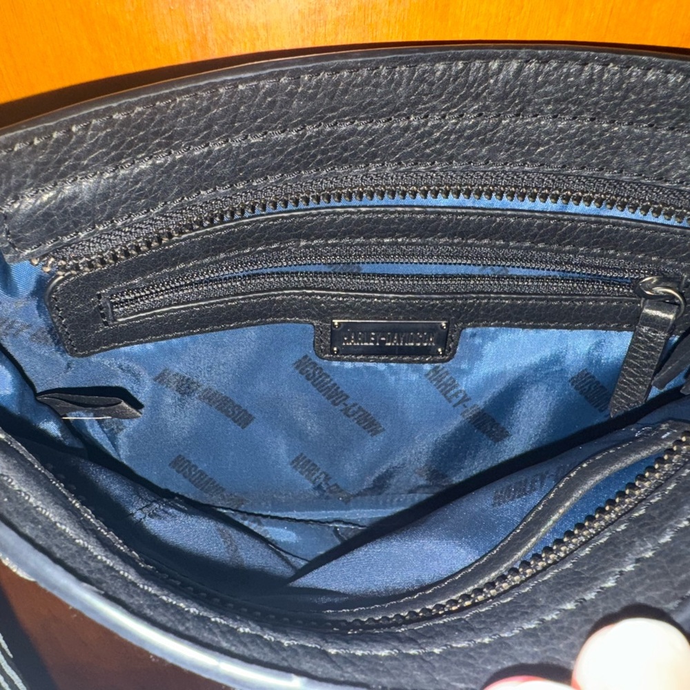Harley-Davidson Black Leather Hip Purse Crossbody Bag with Tassel - Picture 7 of 8